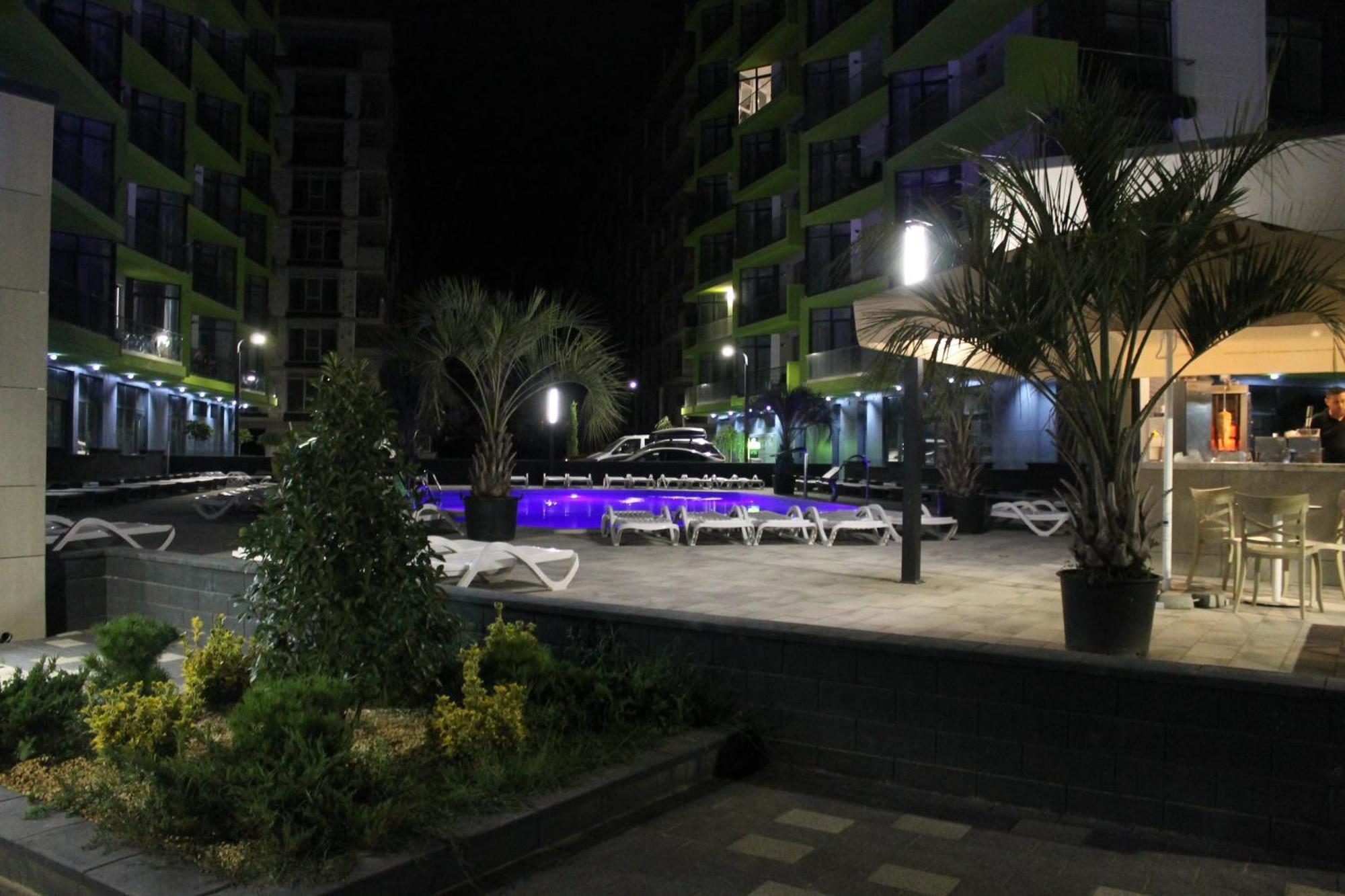 On Beach-Mamaia Residence Năvodari Exterior foto
